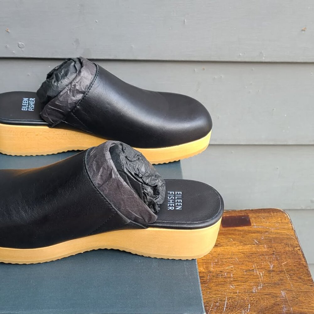 Eileen Fisher Black Leather Clogs Size 9 1/2 NIB! - Picture 4 of 13